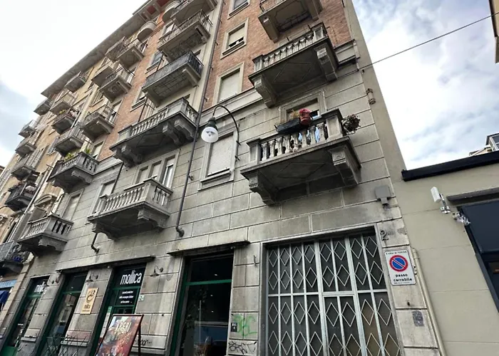 Dimora Di Autore - Storia & Relax Vicino A Stazione شقة